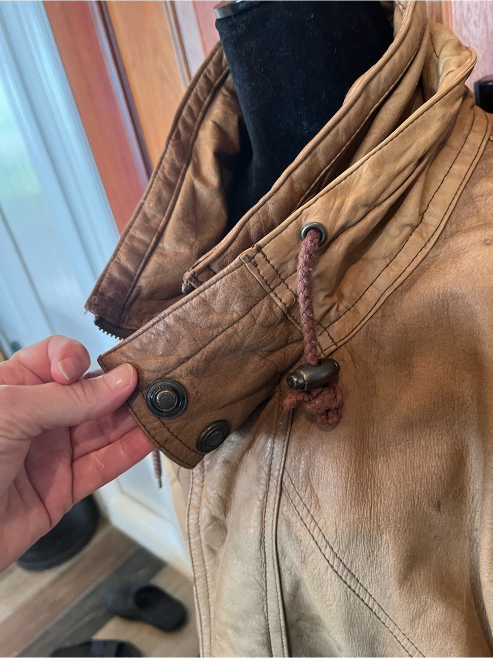 Adventure Bound Distressed Leather Bomber Jacket Brown M Men Vintage - Picture 4 of 15